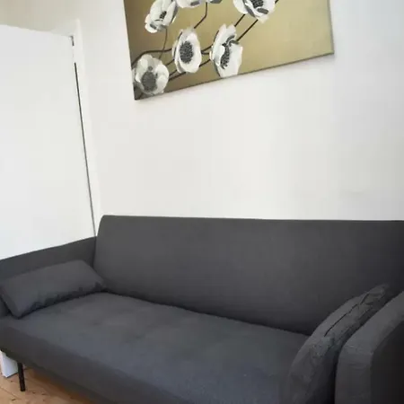 شقة Bright & Modern For Four In Morningside! إدنبرة