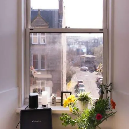 Apartment Comfortable In Leith