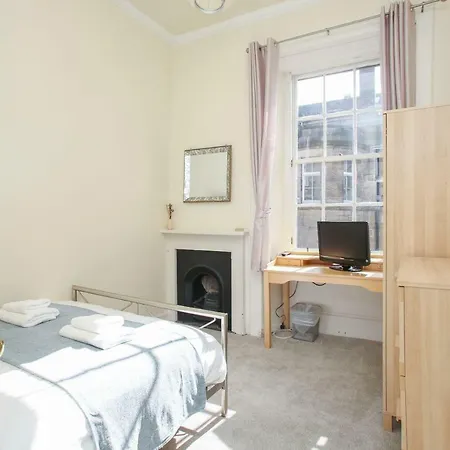 3 Bedroom Flat In City Centre Appartamento *