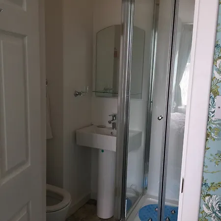 Oda ve Kahvaltı 16 Pilrig 3*