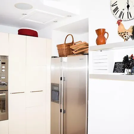 Spacious 2 Bedroom Inverleith With Garden Apartment