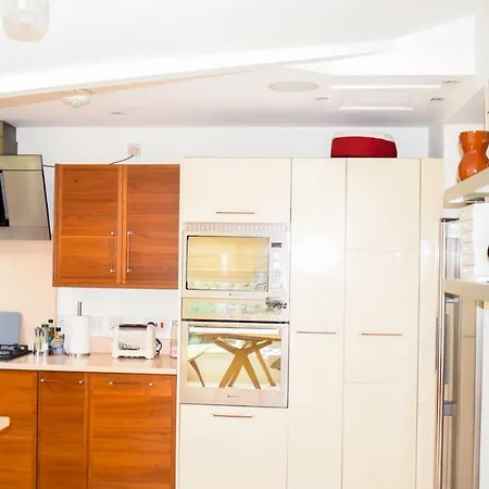 Spacious 2 Bedroom Inverleith With Garden Apartment Edinburgh