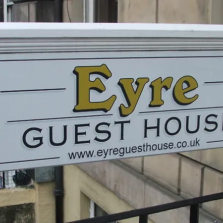 Eyre 3*