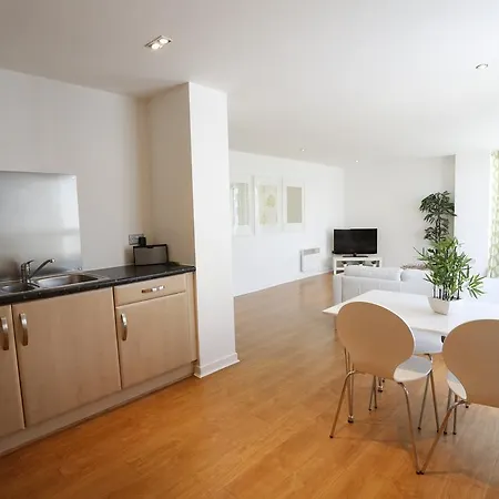 Waterfront Apartment Edinburgh