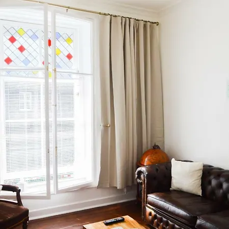 Beautiful 1 Bedroom Flat In Old Town Apartment *