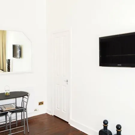 Beautiful 1 Bedroom Flat In Old Town Apartment Edinburgh
