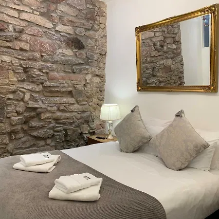Royal Mile By The Castle 5* Edinburgh