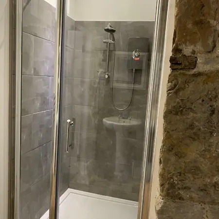 Royal Mile By The Castle Aparthotel 5*