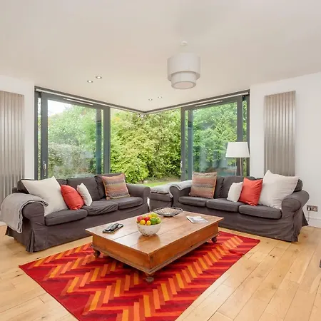 بيت للعطل The Lochside House