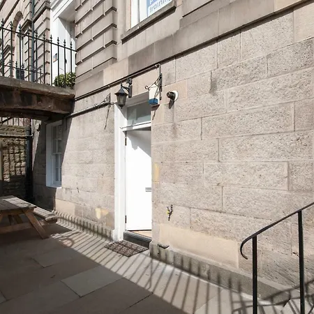 The York Place * Edinburgh