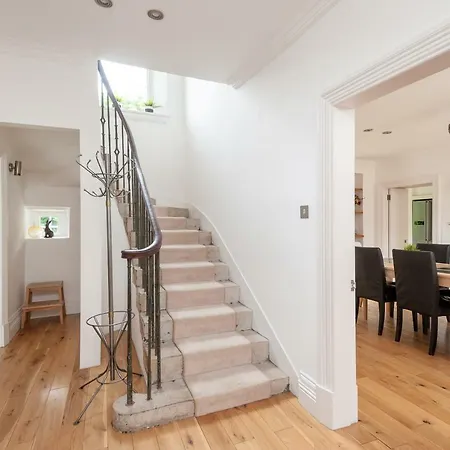 بيت للعطل The Lochside House