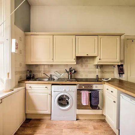2bed For 6 Guests In Argyle Place By Guestready شقة