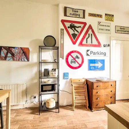 2bed For 6 Guests In Argyle Place By Guestready