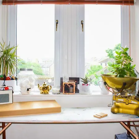 Bright 1 Bedroom Flat * Edimburgo