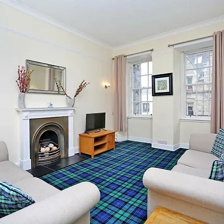 World's End - Historic 2 Bed On The Royal Mile, Sleeps 4 * Édimbourg