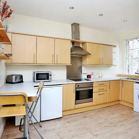 Appartement World's End - Historic 2 Bed On The Royal Mile, Sleeps 4 *