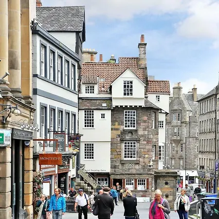 Appartement World's End - Historic 2 Bed On The Royal Mile, Sleeps 4