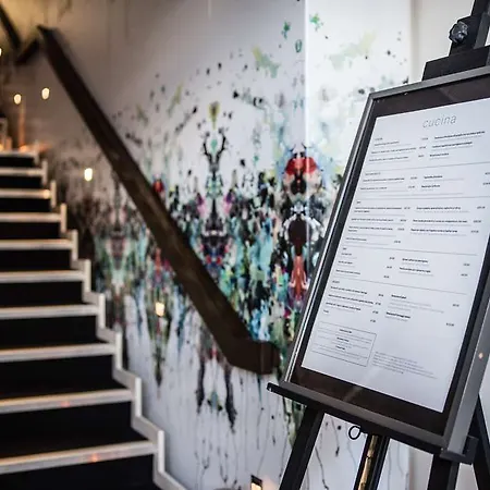Отель Radisson Collection Hotel, Royal Mile Эдинбург