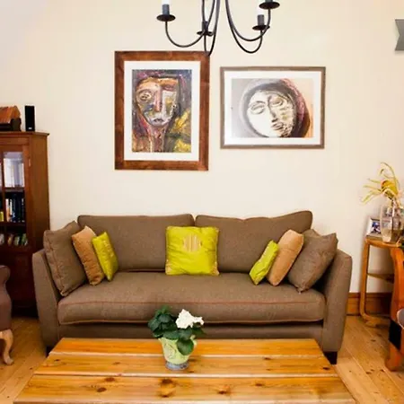 Daire Castle View Flat In Trendy Stockbridge *
