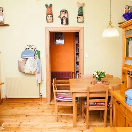 Castle View Flat In Trendy Stockbridge * إدنبرة