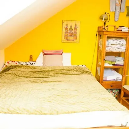 Daire Castle View Flat In Trendy Stockbridge Edinburgh