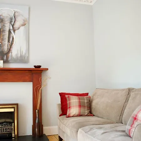 Welcoming 2 Bedroom Flat Near Fountainbridge Apartament Edynburg