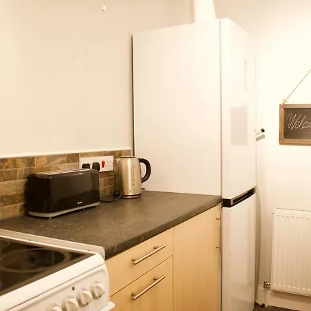Welcoming 2 Bedroom Flat Near Fountainbridge Edynburg