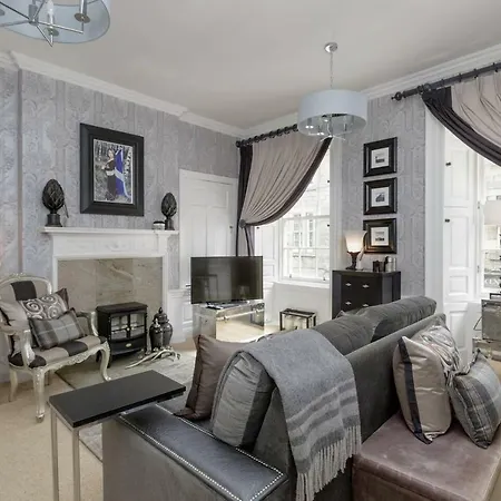Lovely Heart Of The City 1-bedrm Apt On Thistle Street Edinburgh