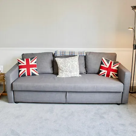 2 Bedroom Apartament Edynburg