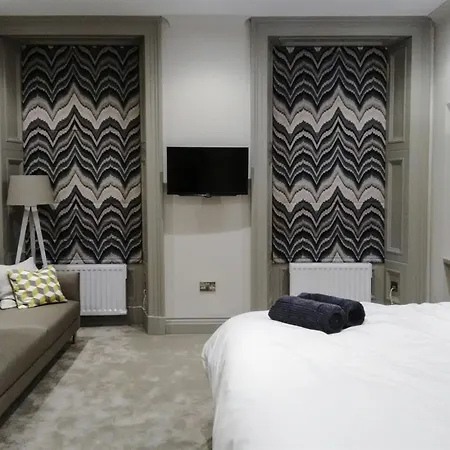 Apartment Nine