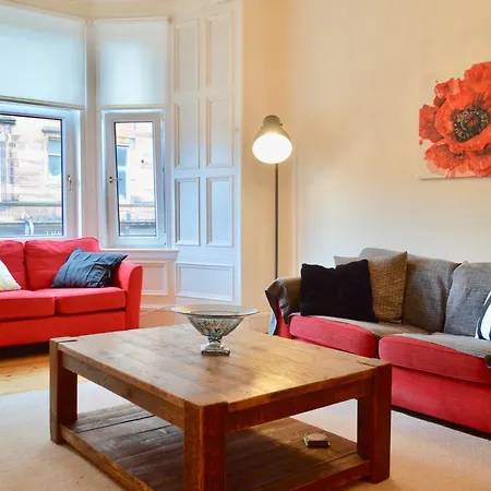 2 Bedroom Morningside Flat Sleeps 4 *