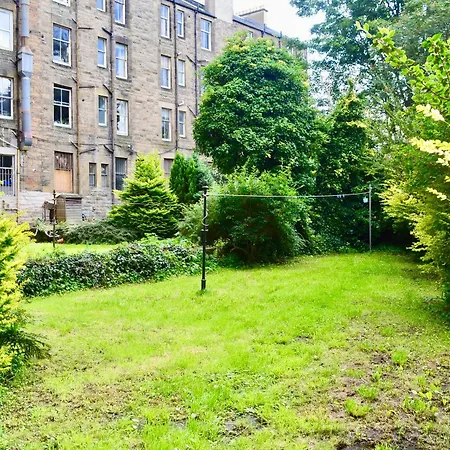 2 Bedroom Morningside Flat Sleeps 4 * Édimbourg