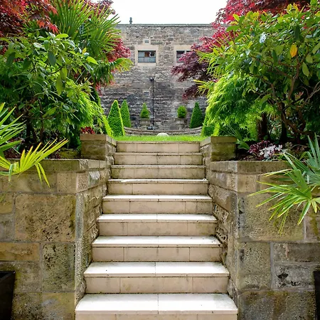 Deluxe Retreat Apartment Edinburgh