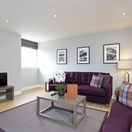 No1 - George Iv Bridge 에든버러