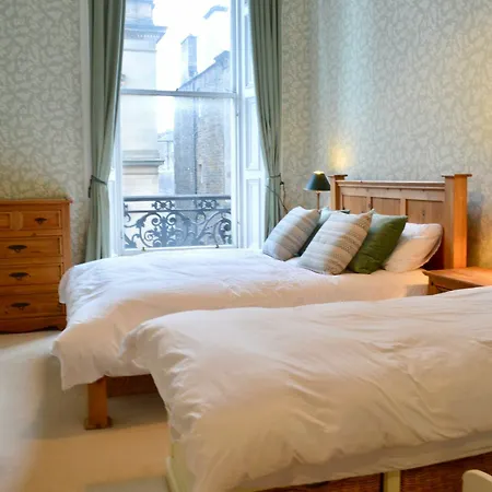 Georgian Flat In The West End * Edinburgh