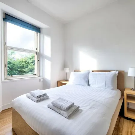 Homely 2br Flat In By Guestready Διαμέρισμα *