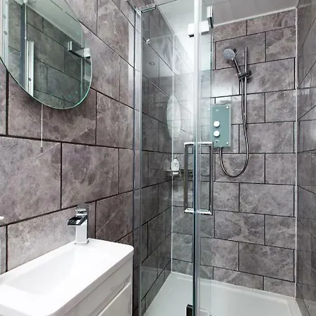 Luxury Central Townhouse With A Hot Tub Casa de Férias Edimburgo