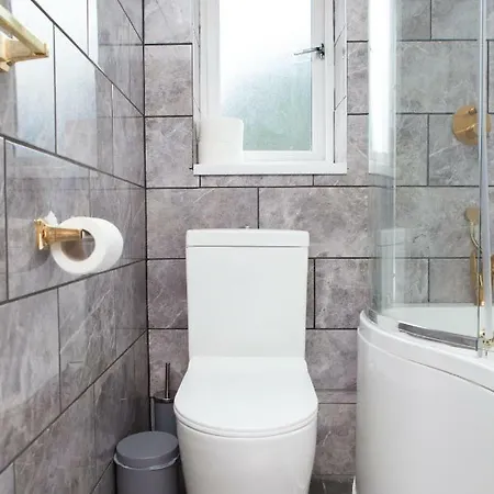 Luxury Central Townhouse With A Hot Tub Edimburgo