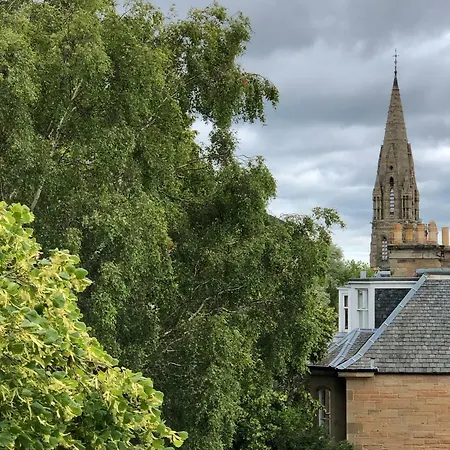 Ashdene House 4*