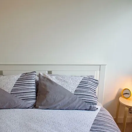 Bright And Welcoming 2 Bedroom Leith Flat Apartamento Edimburgo