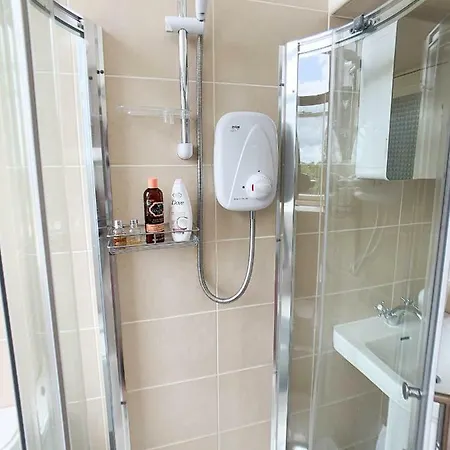 Daire Bright Bruntsfield