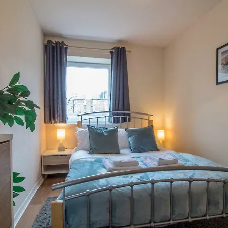 Bright & Tranquil Near Centre With Free Parking! * Edimburgo