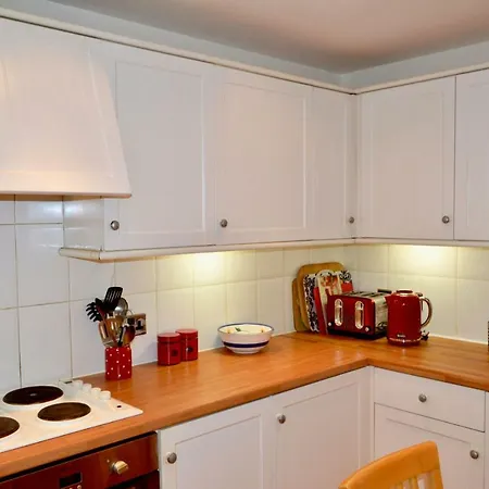 Victorian 3 Bedroom In Scenic West End إدنبرة