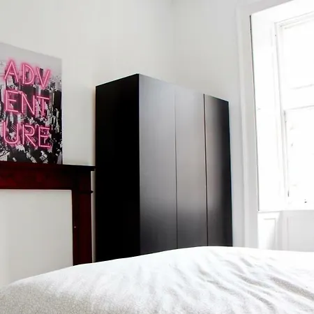 Luxury 5 Bedroom Central Flat With Castle Views Apartament