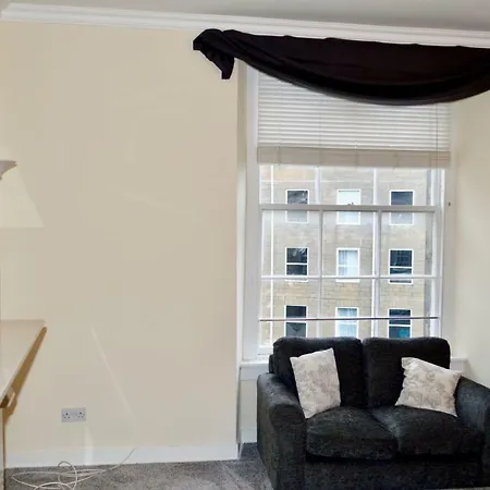 Stylish Central 3 Bedroom * إدنبرة