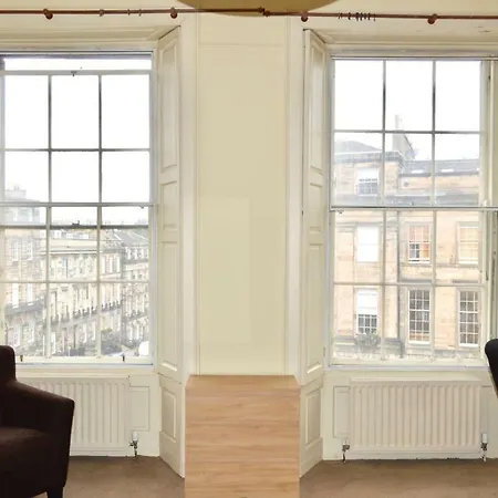Apartment Charming Traditional 2 Bedroom Flat In New Town *