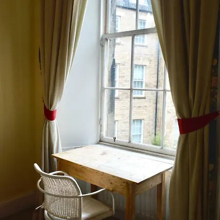 Charming Traditional 2 Bedroom Flat In New Town * Εδιμβούργο