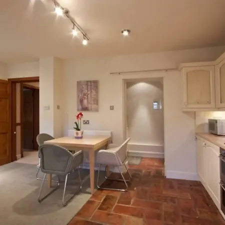 Luxury 3br New Town With Private Garden Apartment Edinburgh