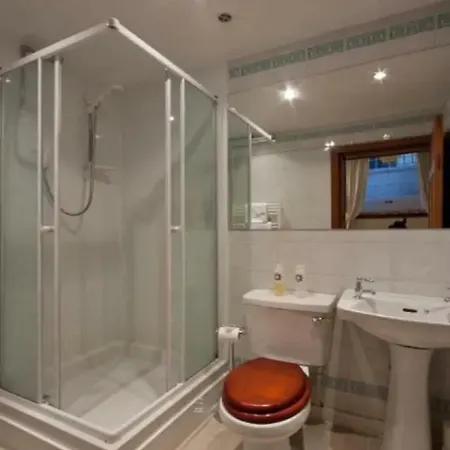 Luxury 3br New Town With Private Garden * Edinburgh