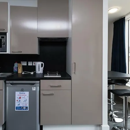 Destiny Student - Holyrood * 爱丁堡